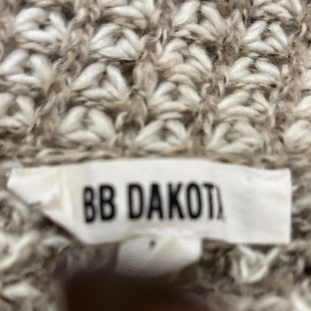 BB Dakota Cream Off-the-Shoulder Sweater - Picture 5 of 6